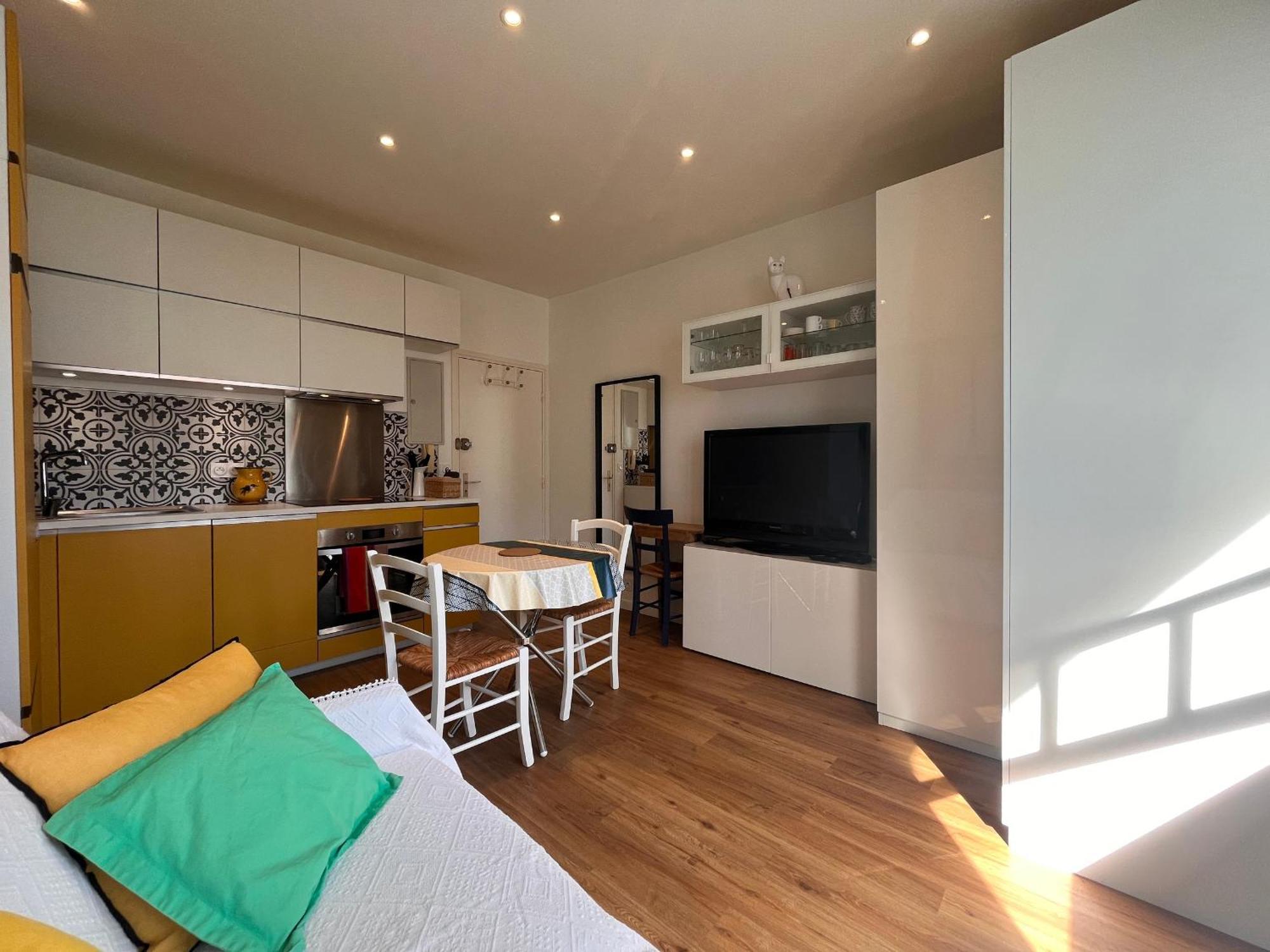 Appartement Lumineux 1 Chambre Au Coeur De Saint-Jean-De-Luz, Proche Plage Et Halles - Fr-1-239-890 Exterior foto
